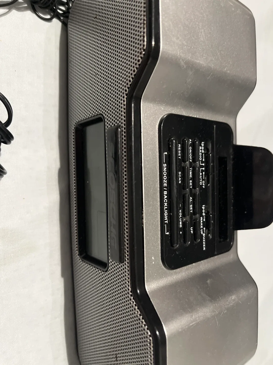 Scosche Compact iPod Clock Radio image indicator(2)