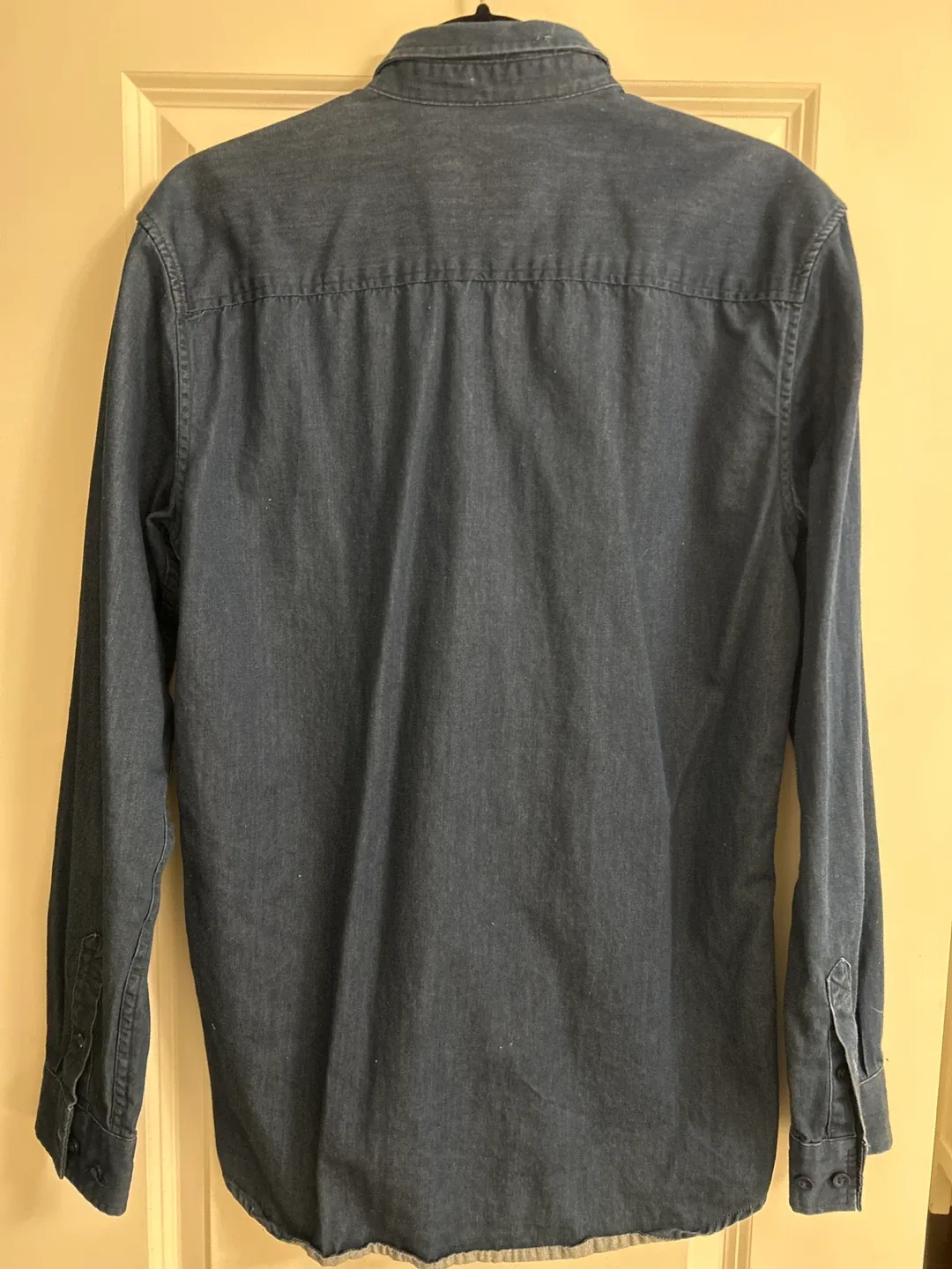 Minimum Aarhus Denmark Denim Shirt, Size M image indicator(2)