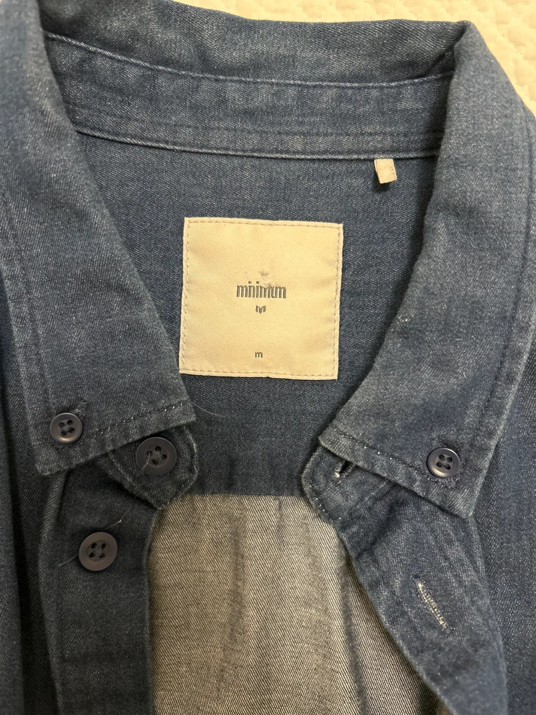 Minimum Aarhus Denmark Denim Shirt, Size M image indicator(3)
