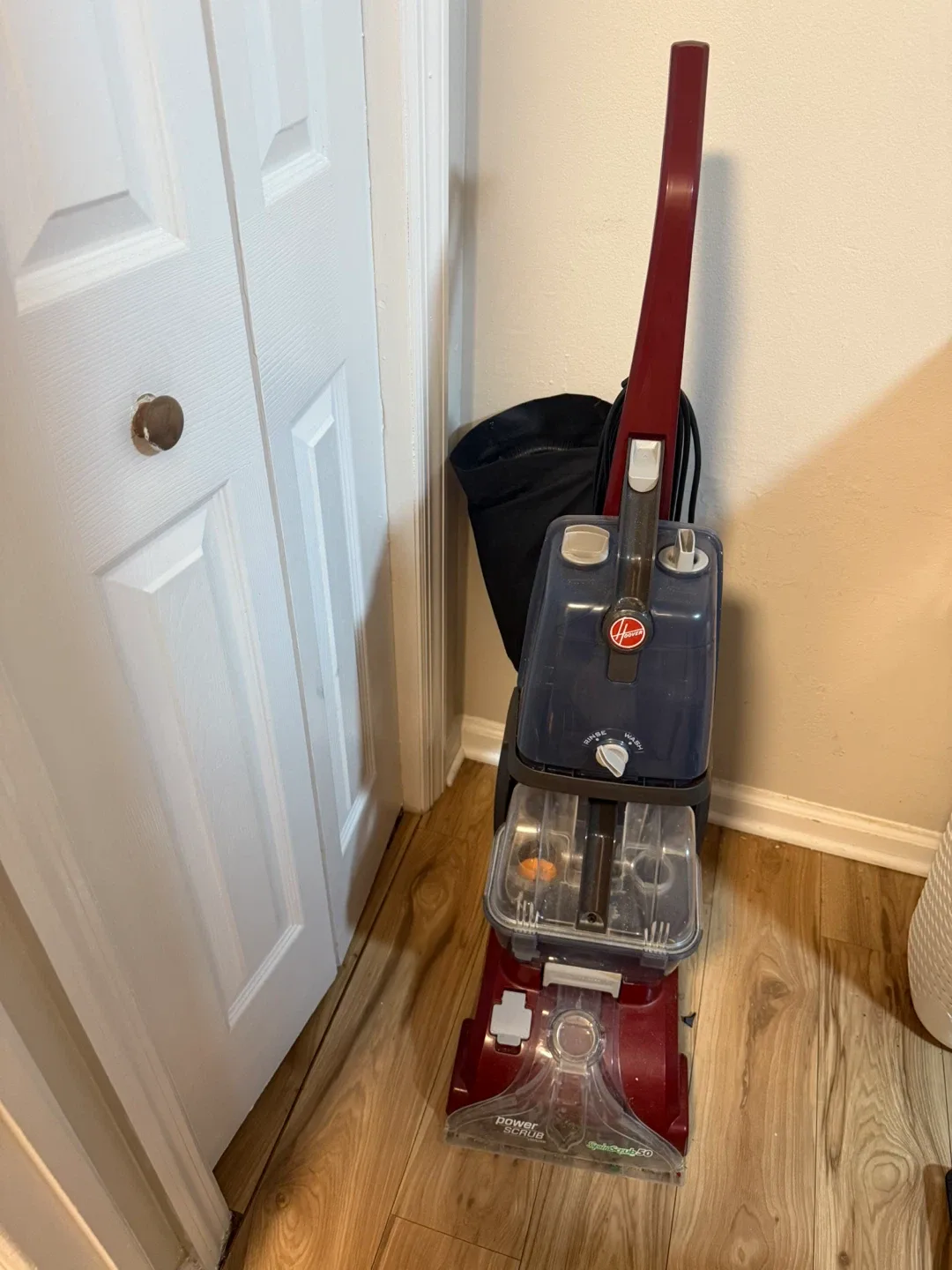 Hoover Power Scrub Elite Pet Carpet Cleaner image indicator(2)