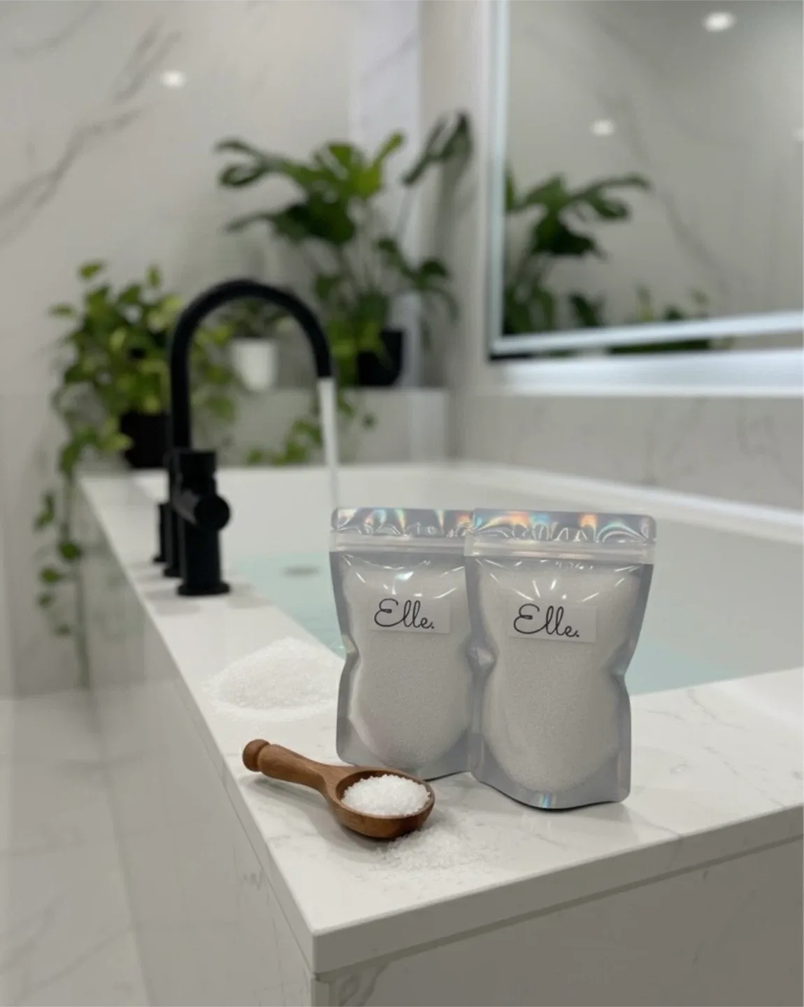Cbd infused bath soak image indicator(2)