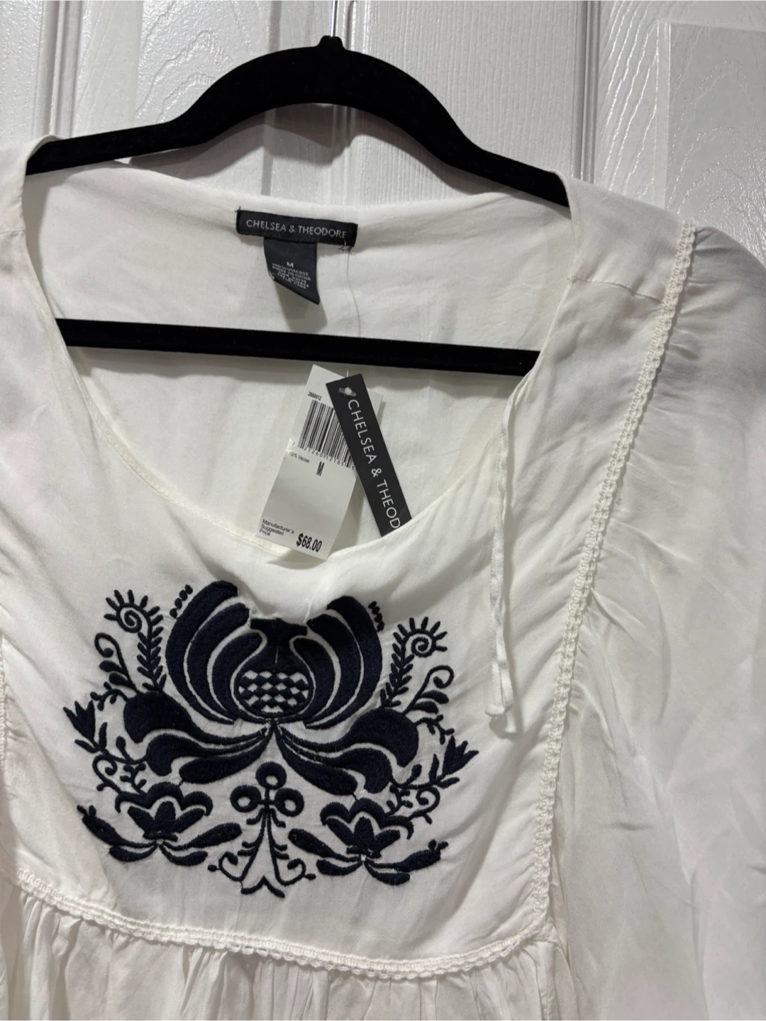 Chelsea & Theodore White Embroidered Blouse - Size M - photo 2