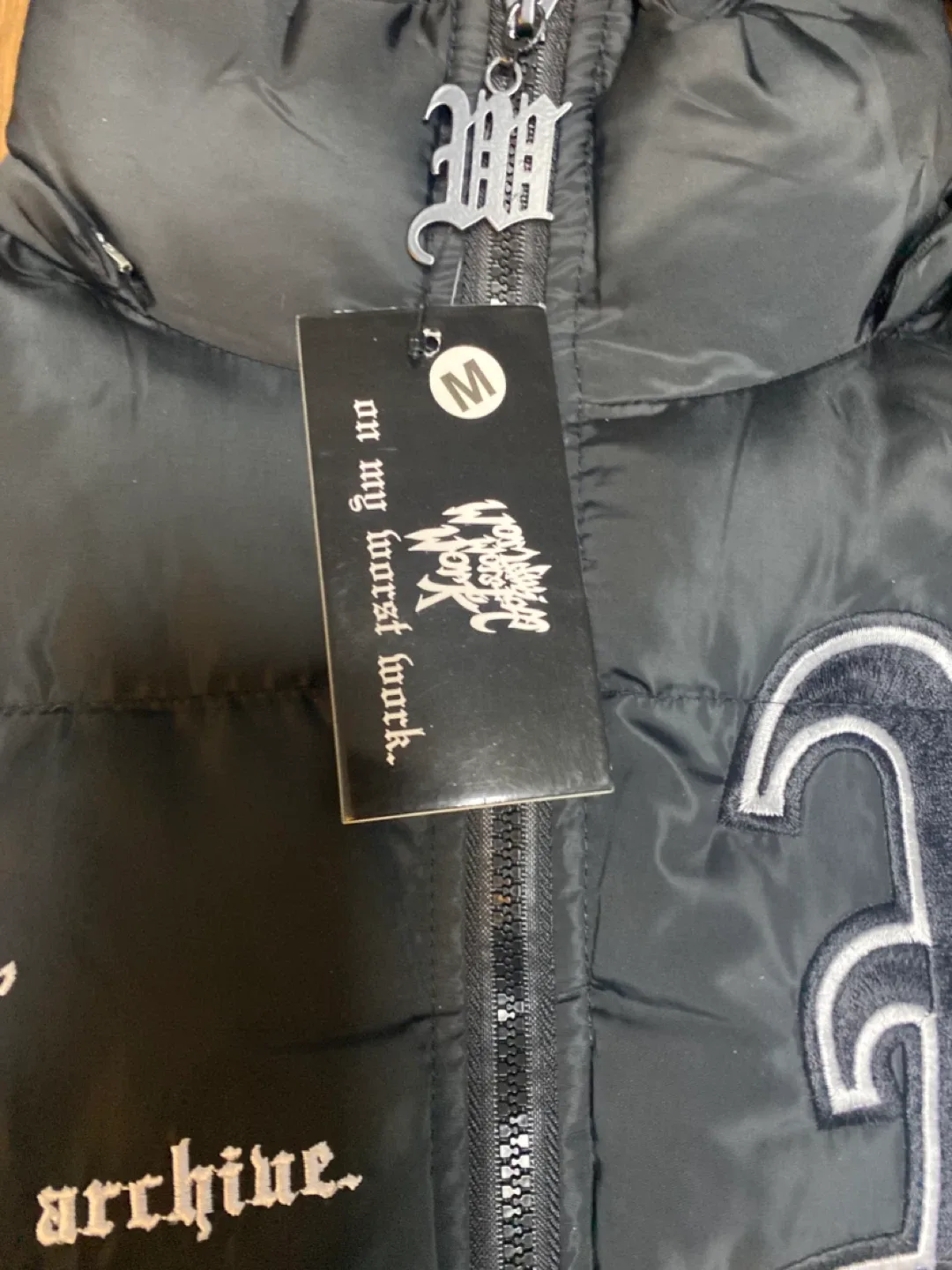 World Wide Worst Work Black Puffer Jacket Vest - Size M image indicator(3)