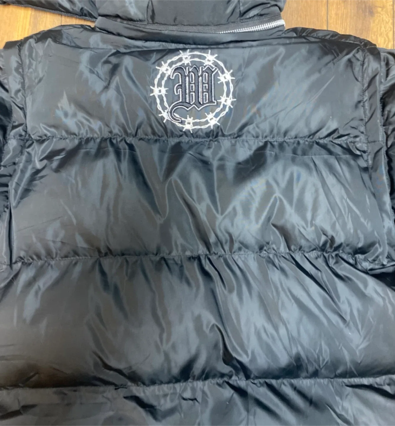 World Wide Worst Work Black Puffer Jacket Vest - Size M image indicator(5)