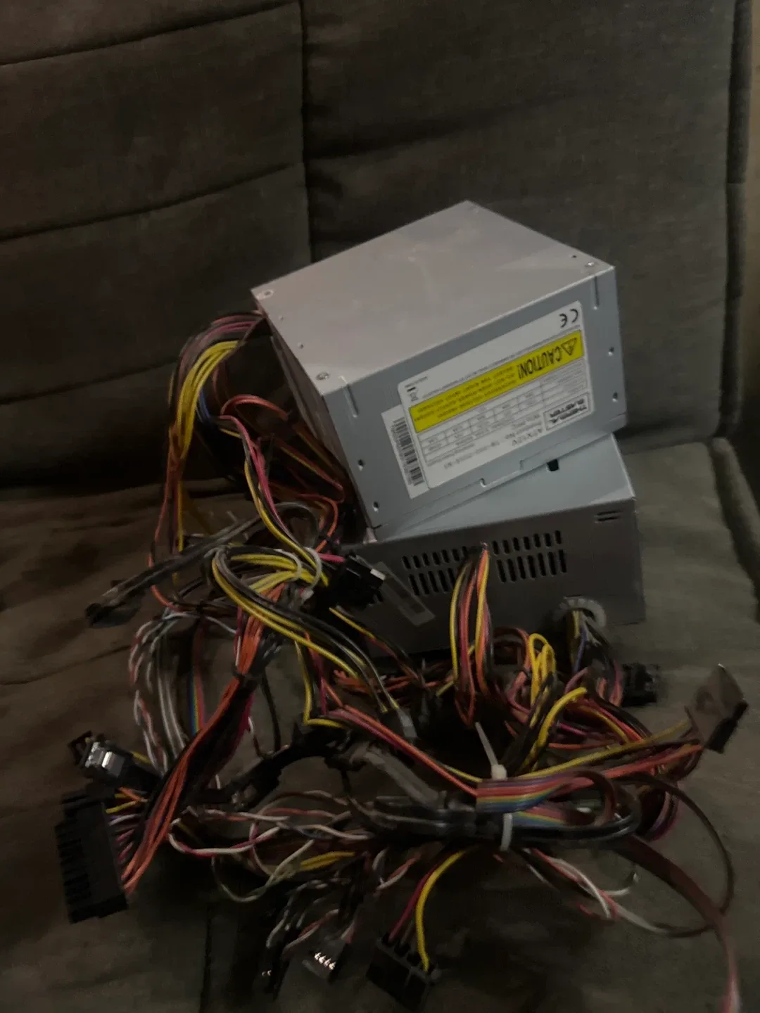 4 xThermal Master ATX12V Power Supply TM-500-PSSSR-M3 image indicator(2)