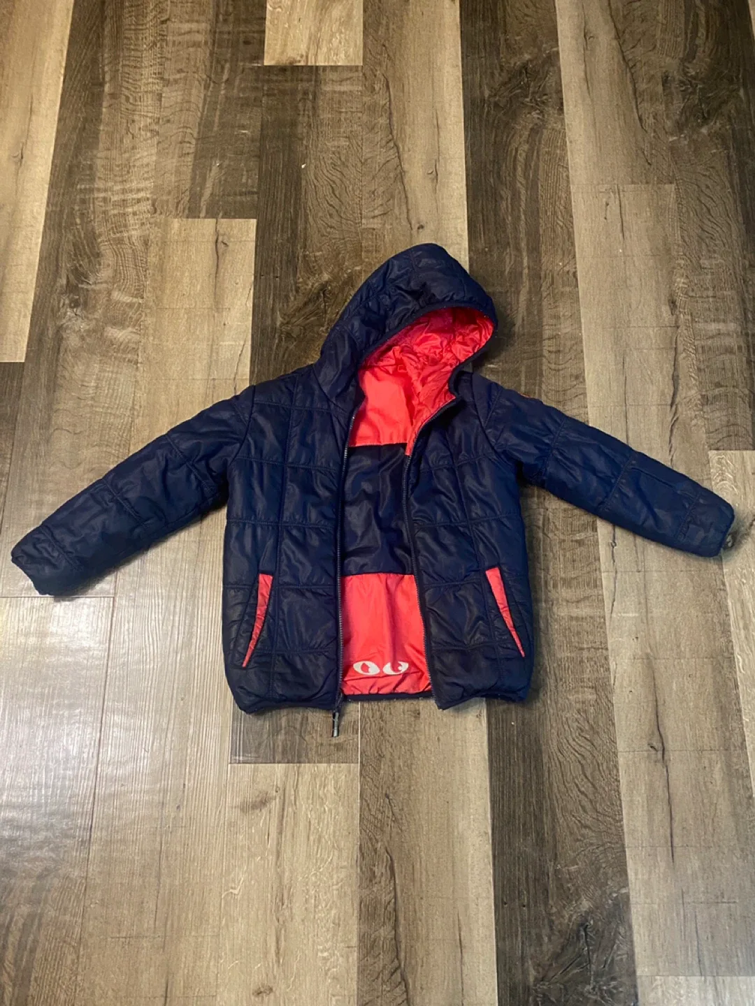 Esprit reversible kids winter jacket 5-6 yrs old image indicator(5)