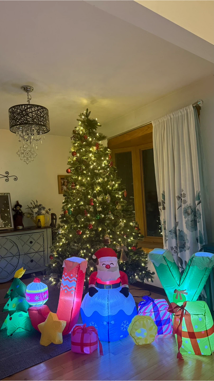 New Christmas Inflatables light up check more pictures - photo 5