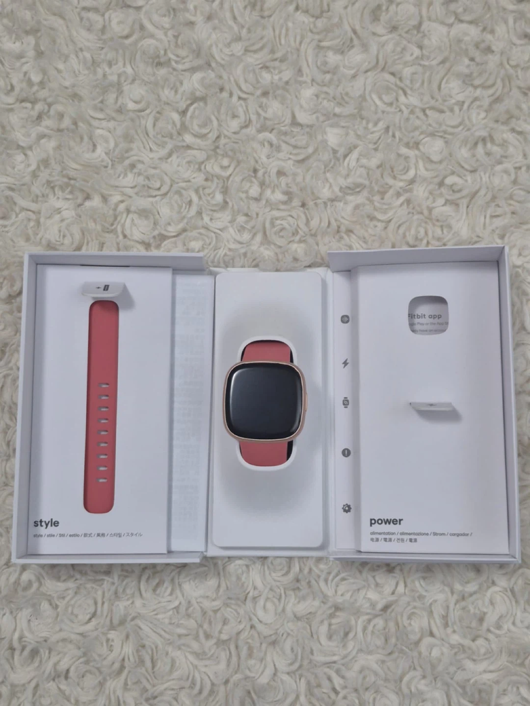 Fitbit Versa 4 Fitness Smartwatch - Rosewater - photo 3