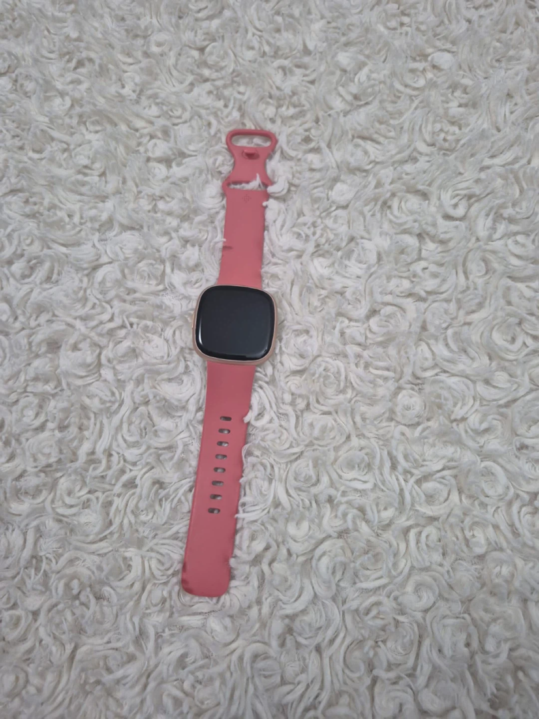 Fitbit Versa 4 Fitness Smartwatch - Rosewater - photo 2