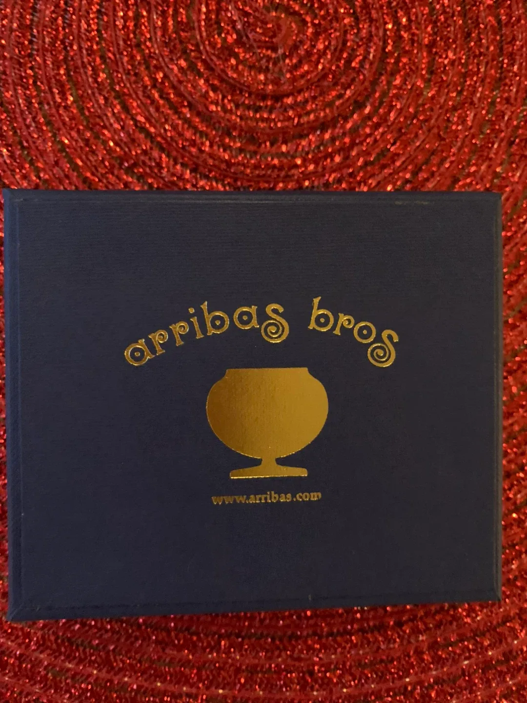 Arribas Bros Disney Crystal Ornament - Best Guest 2001 image indicator(3)