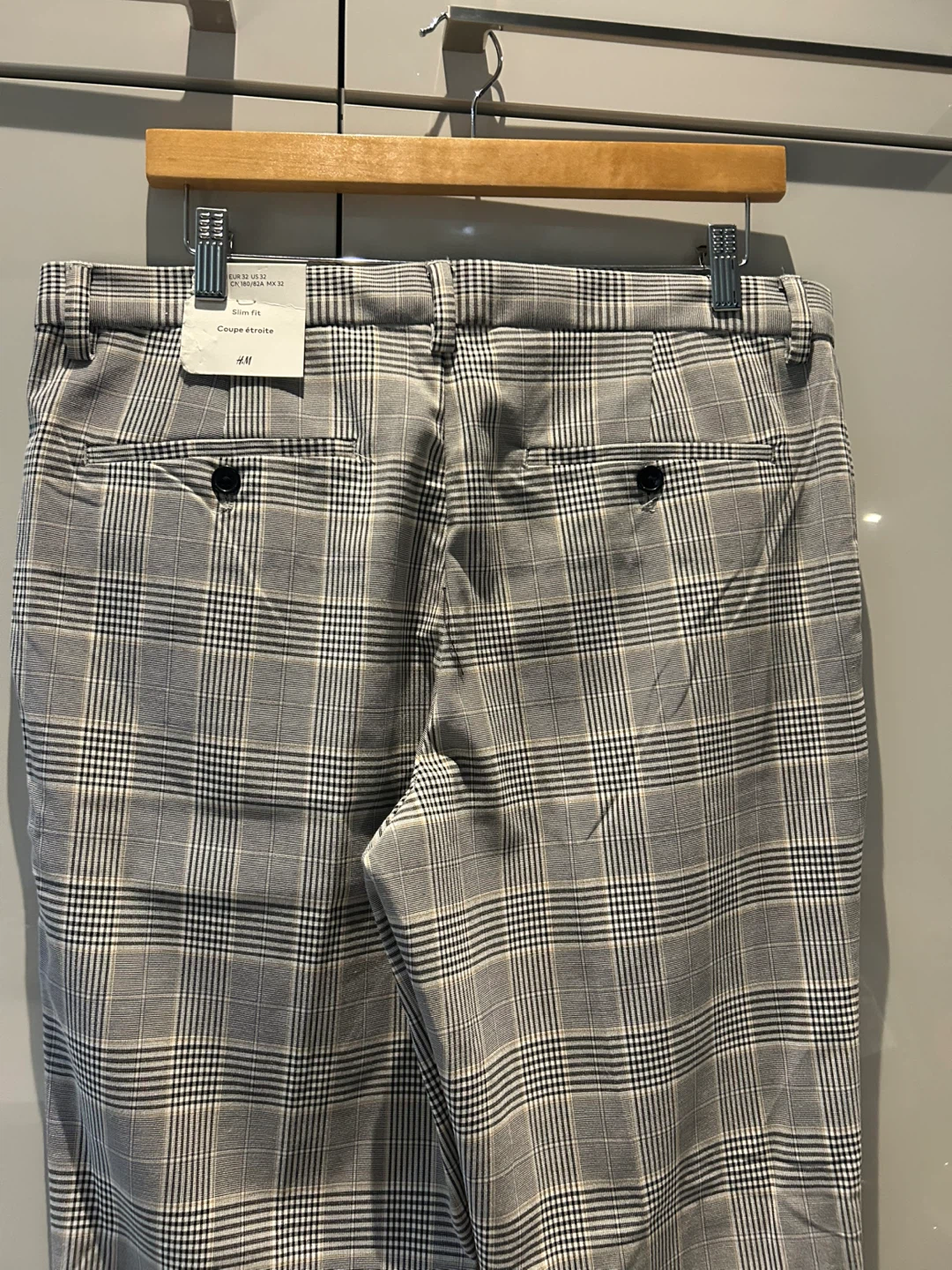 H&M Slim Fit Plaid Pants - Size 32 - photo 5