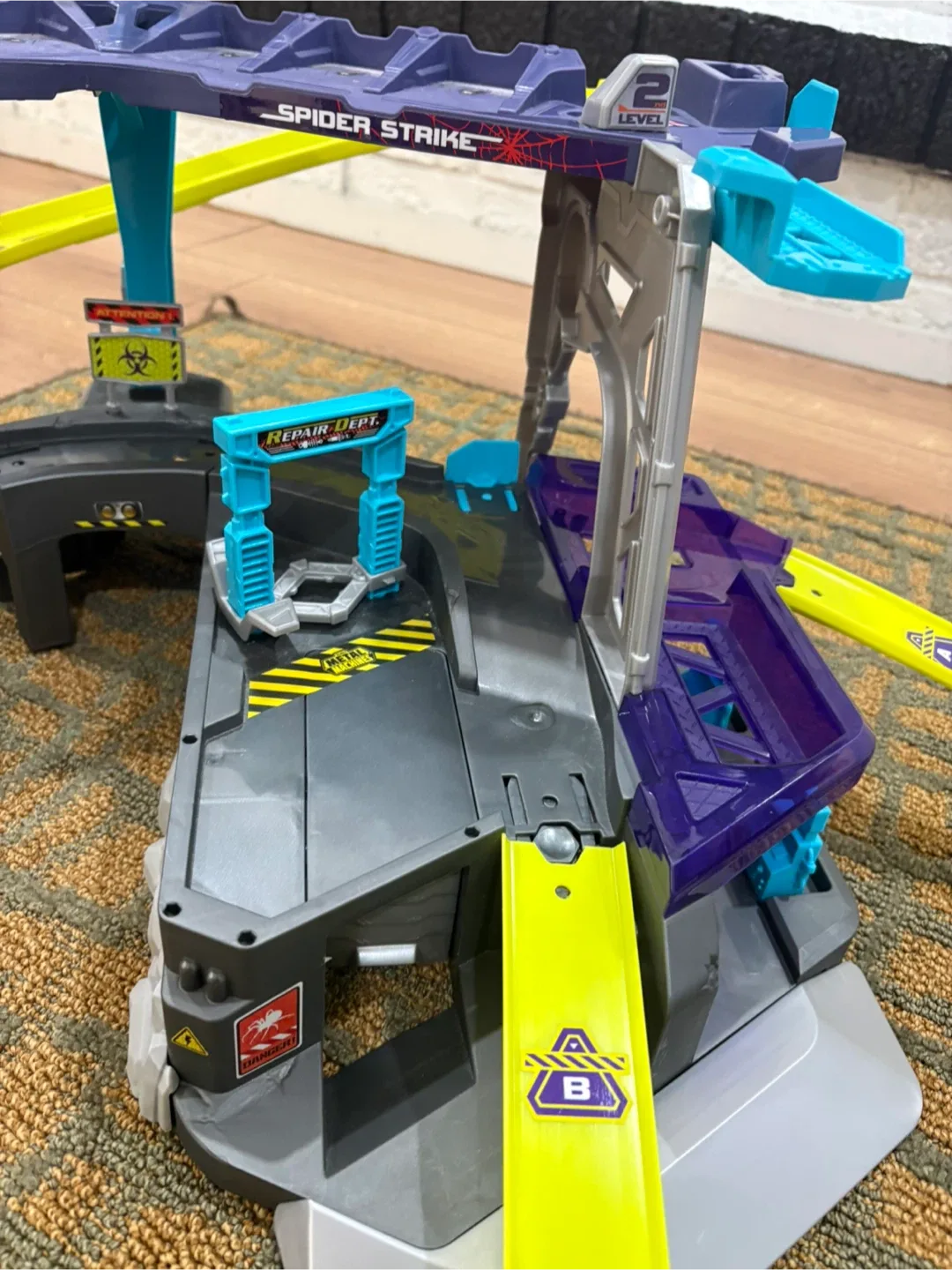 Metal Machines Spider Strike Track Set image indicator(4)