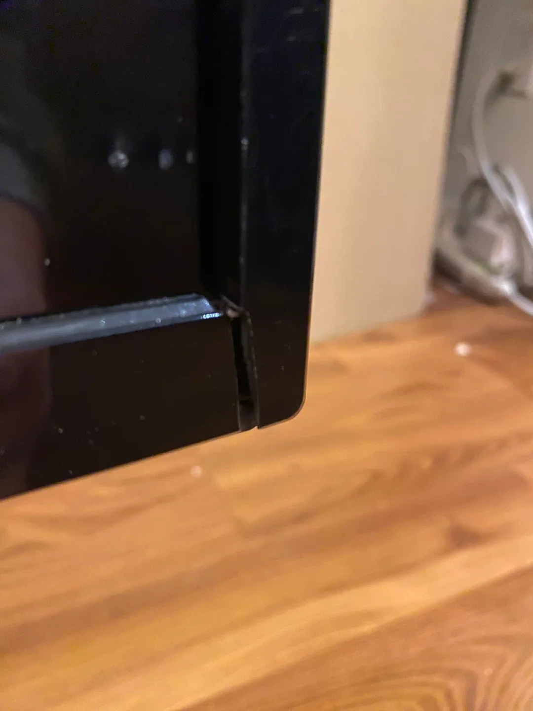 JVC 55" Class UHD LED Smart TV image indicator(3)