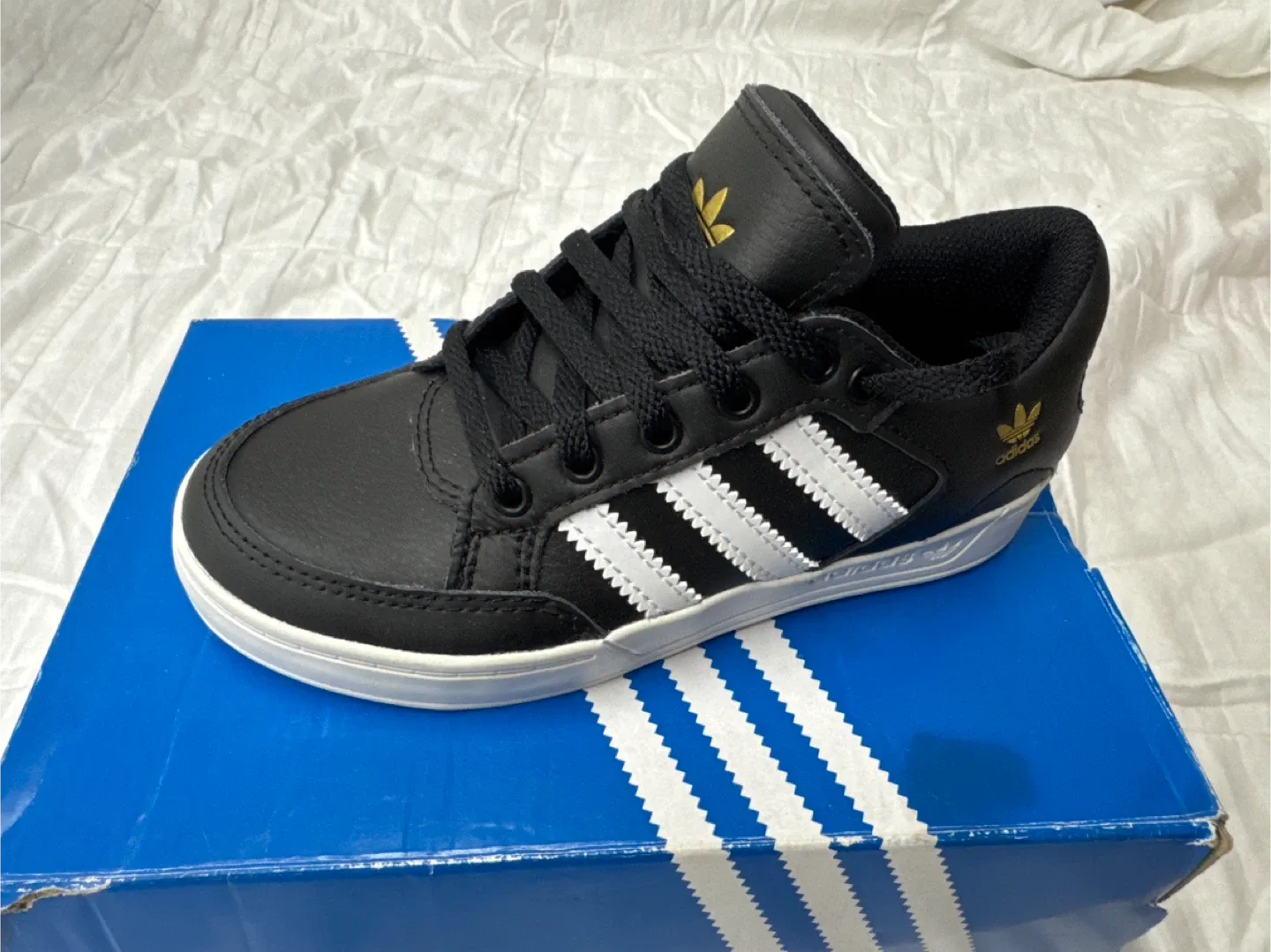 Adidas Hardcourt Low Kids Size 12K