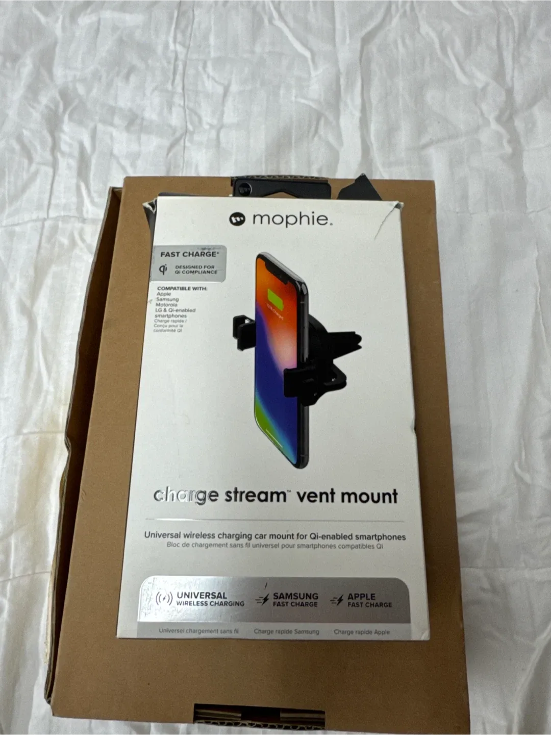 Mophie Charge Stream Vent Mount - Wireless Car Charger