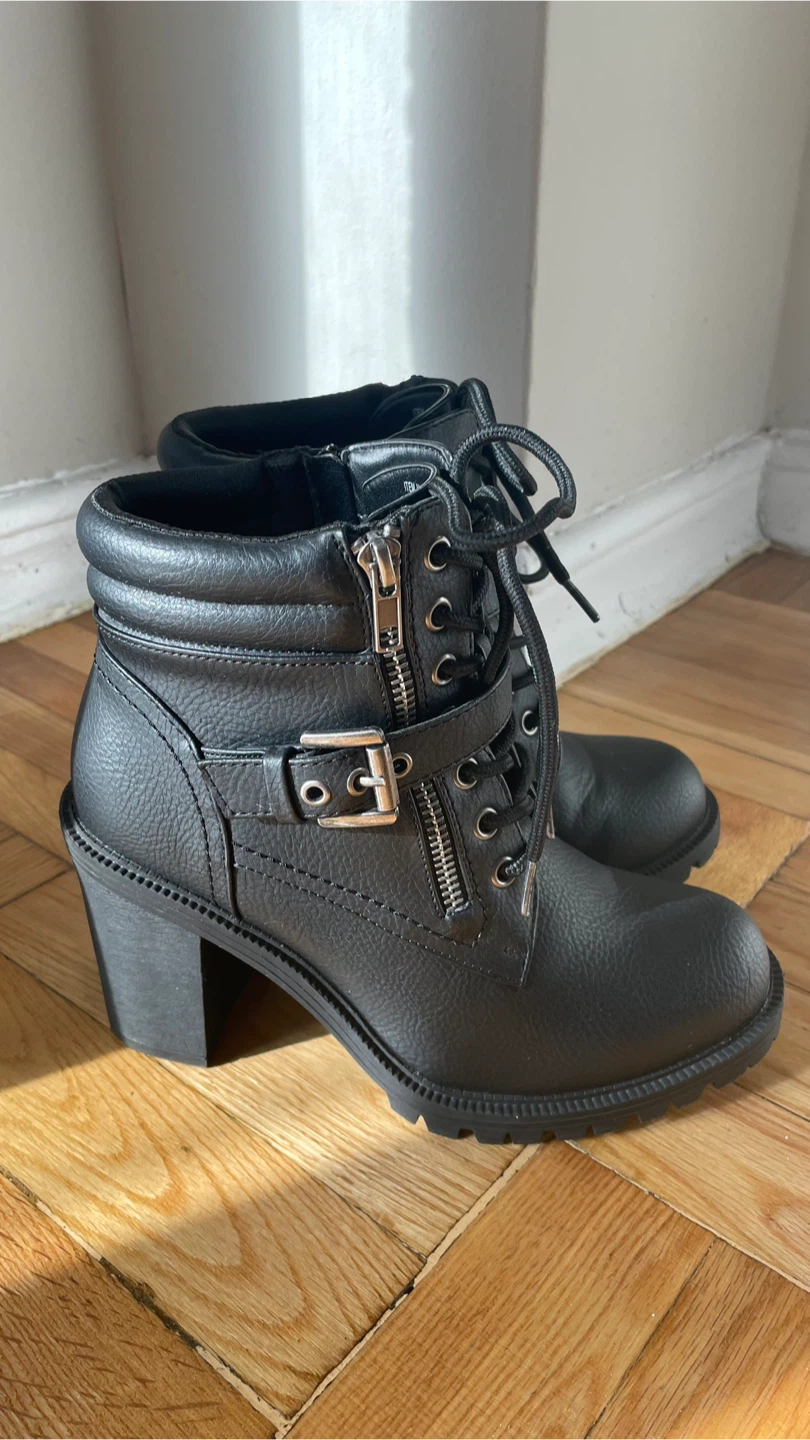 Black Heeled Ankle Boots, Size 7WW