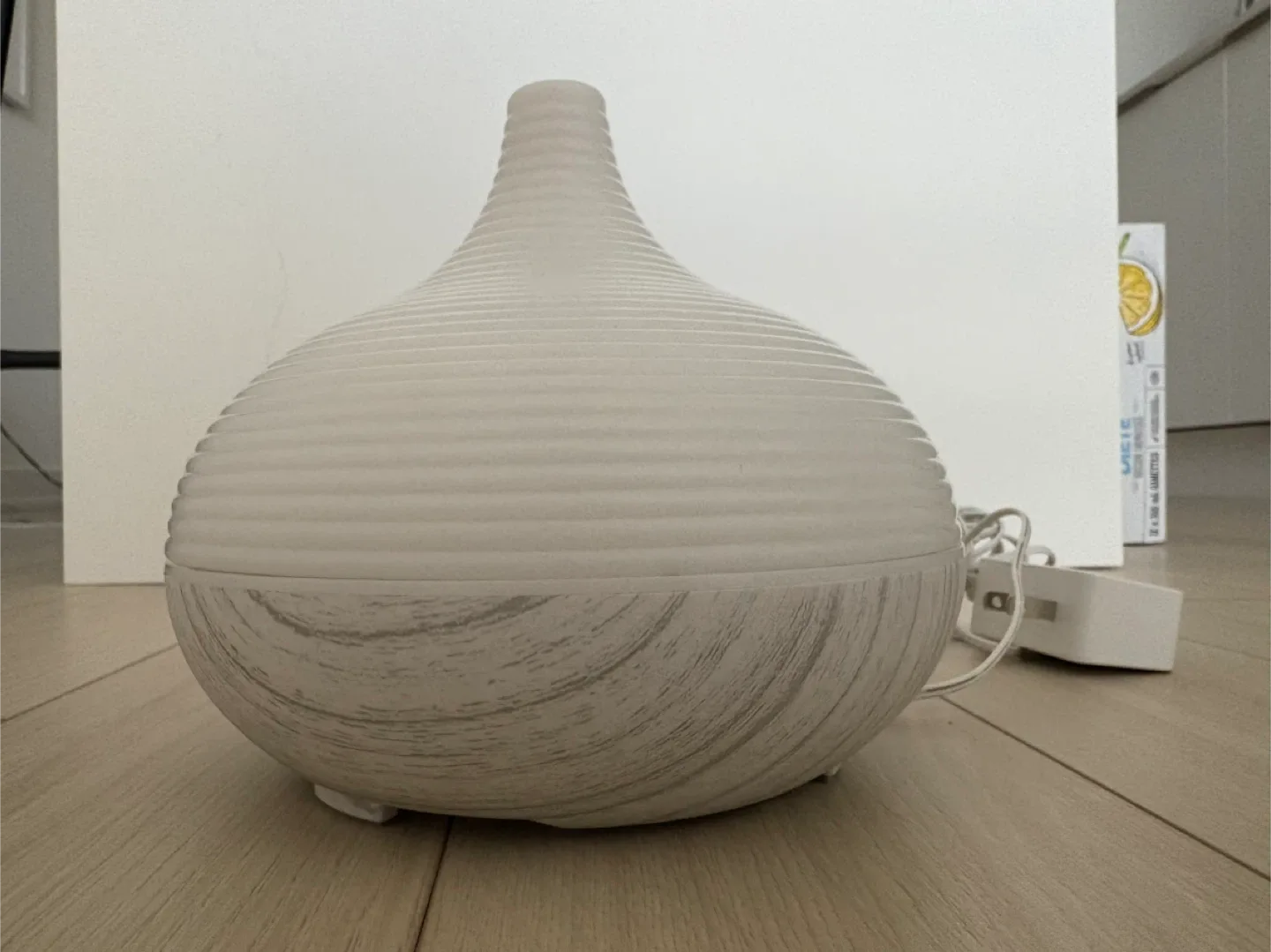 Aroma Diffuser with Charger image indicator(4)