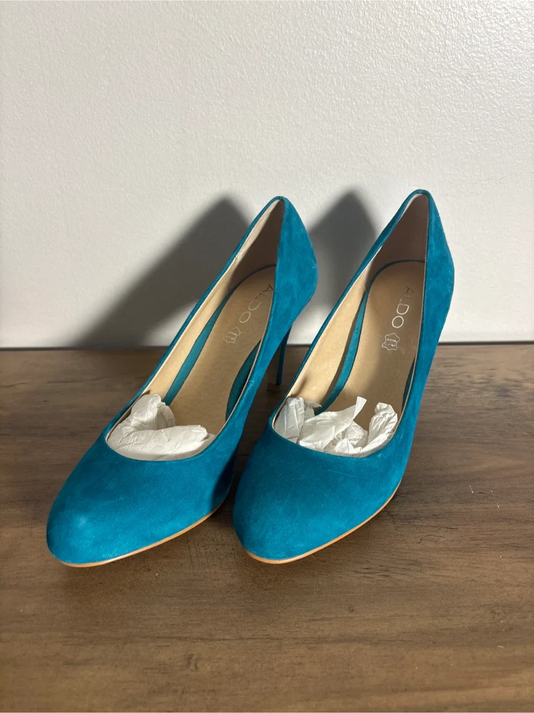 ALDO Teal Suede Pumps Size 40 - Secure Now! image indicator(3)