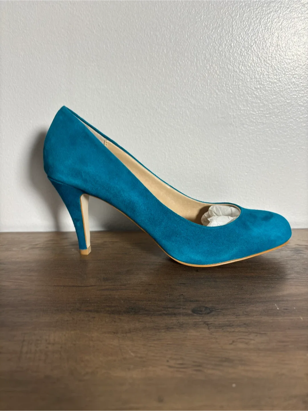 ALDO Teal Suede Pumps Size 40 - Secure Now! image indicator(2)