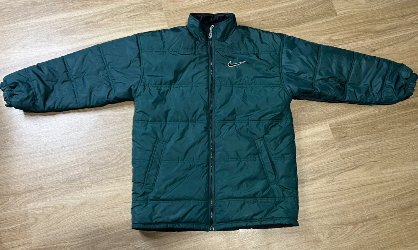 Vintage Nike 1990’s Reversible Puffer Jacket Mens M (Oversize) image indicator(2)