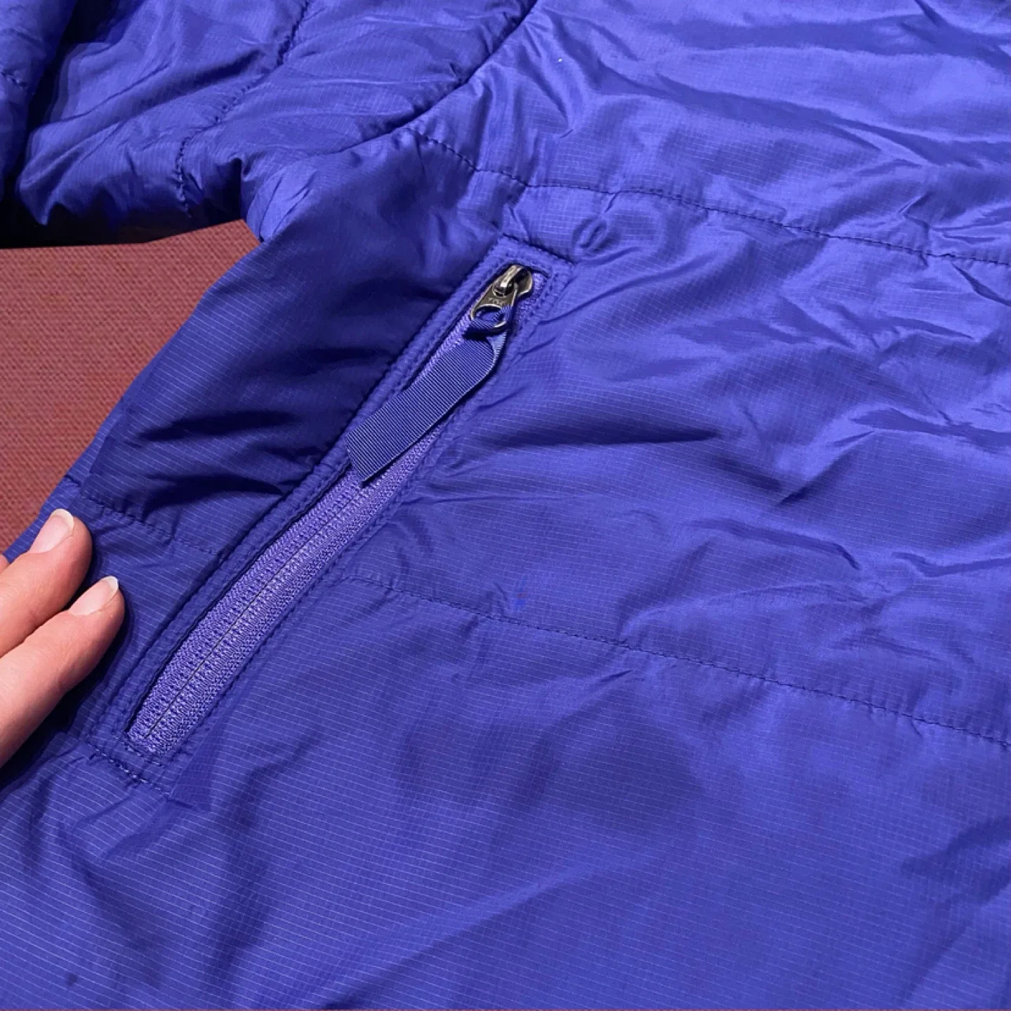 Patagonia Winter Coat (women’s medium) image indicator(8)