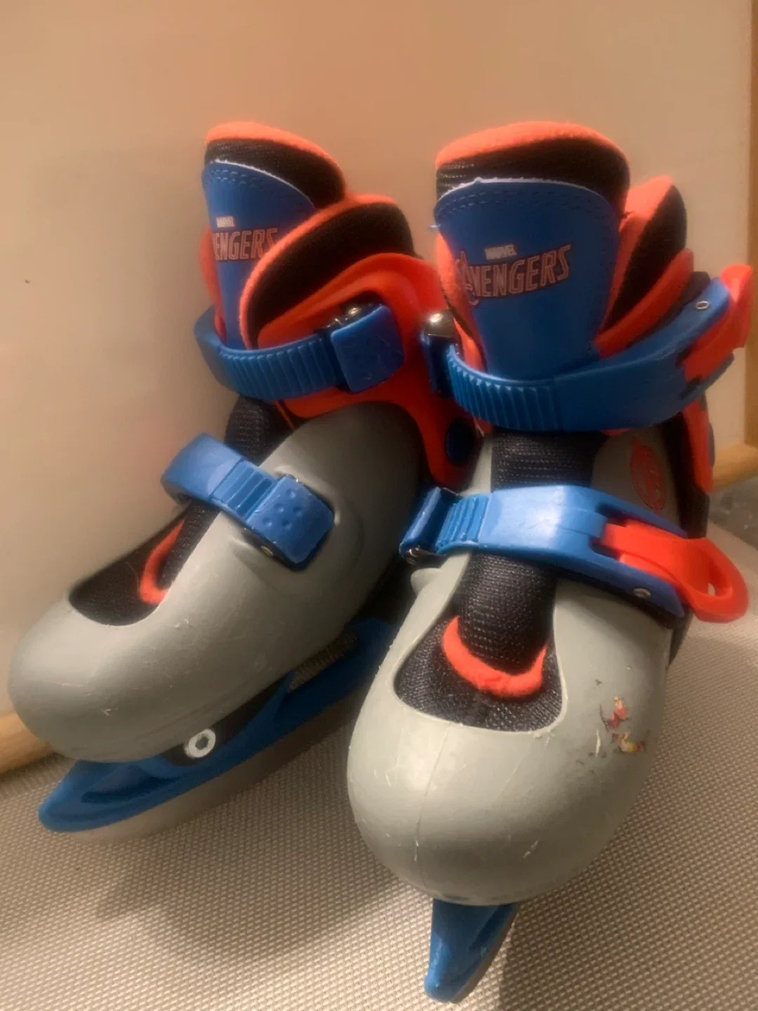 Marvel Avengers Kids' Adjustable Ice Skates - Size Y8-11 image indicator(4)