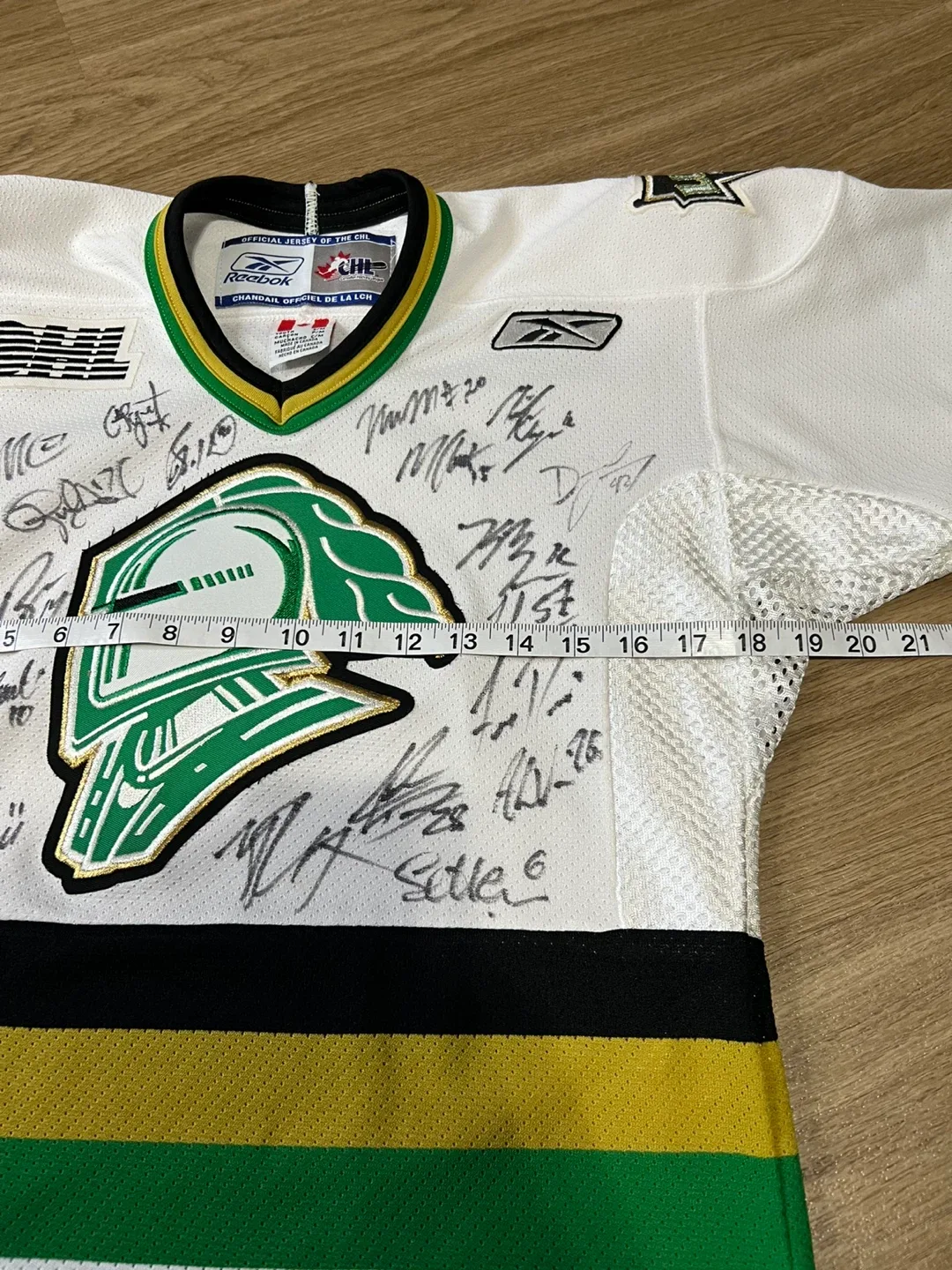 LONDON KNIGHTS Autographed Hockey Jersey OHL Sz S/M Youth image indicator(5)