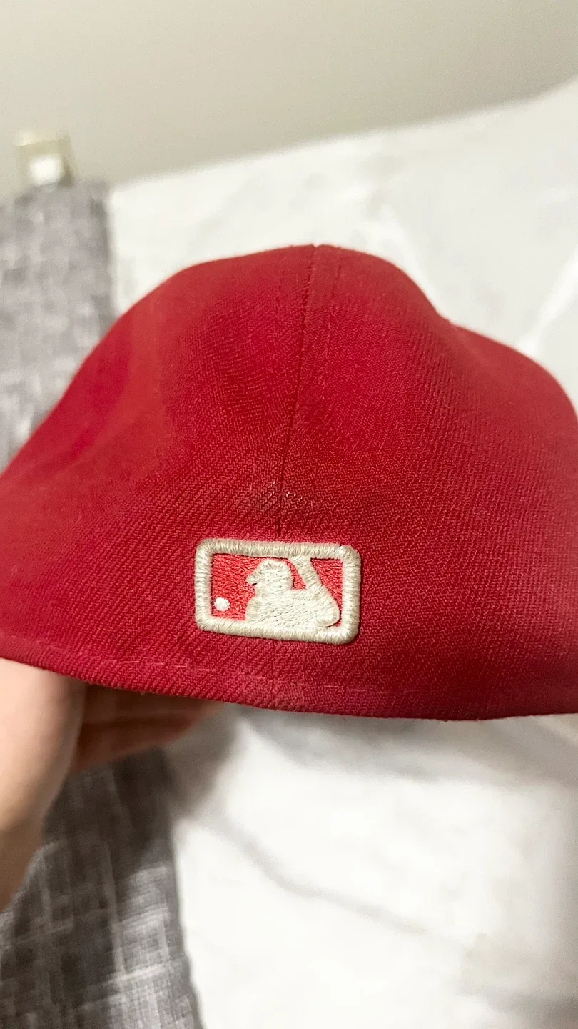 New Era NYC cap red image indicator(4)