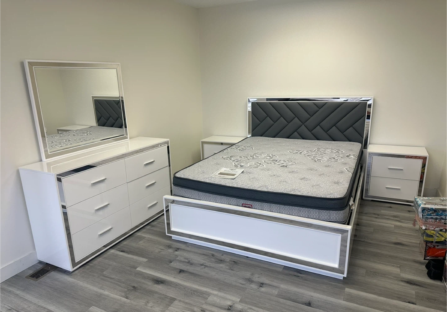 Bedroom Set - Bed Frame, Dresser, Nightstands - photo 3