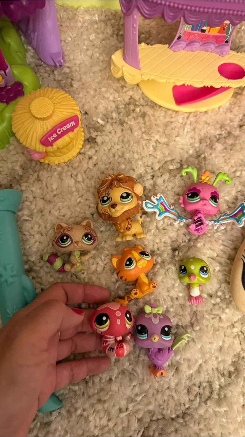Littlest Pet Shop Playset & Figures - photo 2
