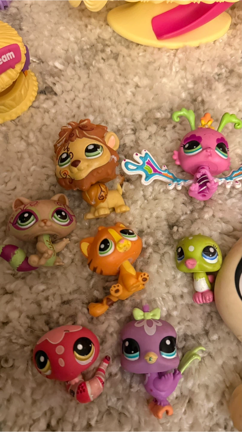 Littlest Pet Shop Playset & Figures - photo 5