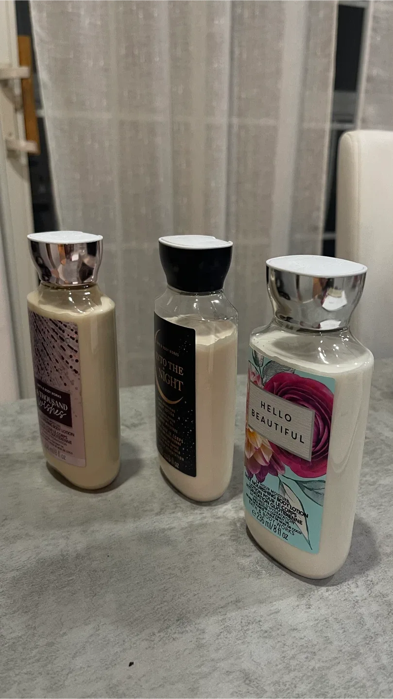 Bath & Body Works lotions. image indicator(3)