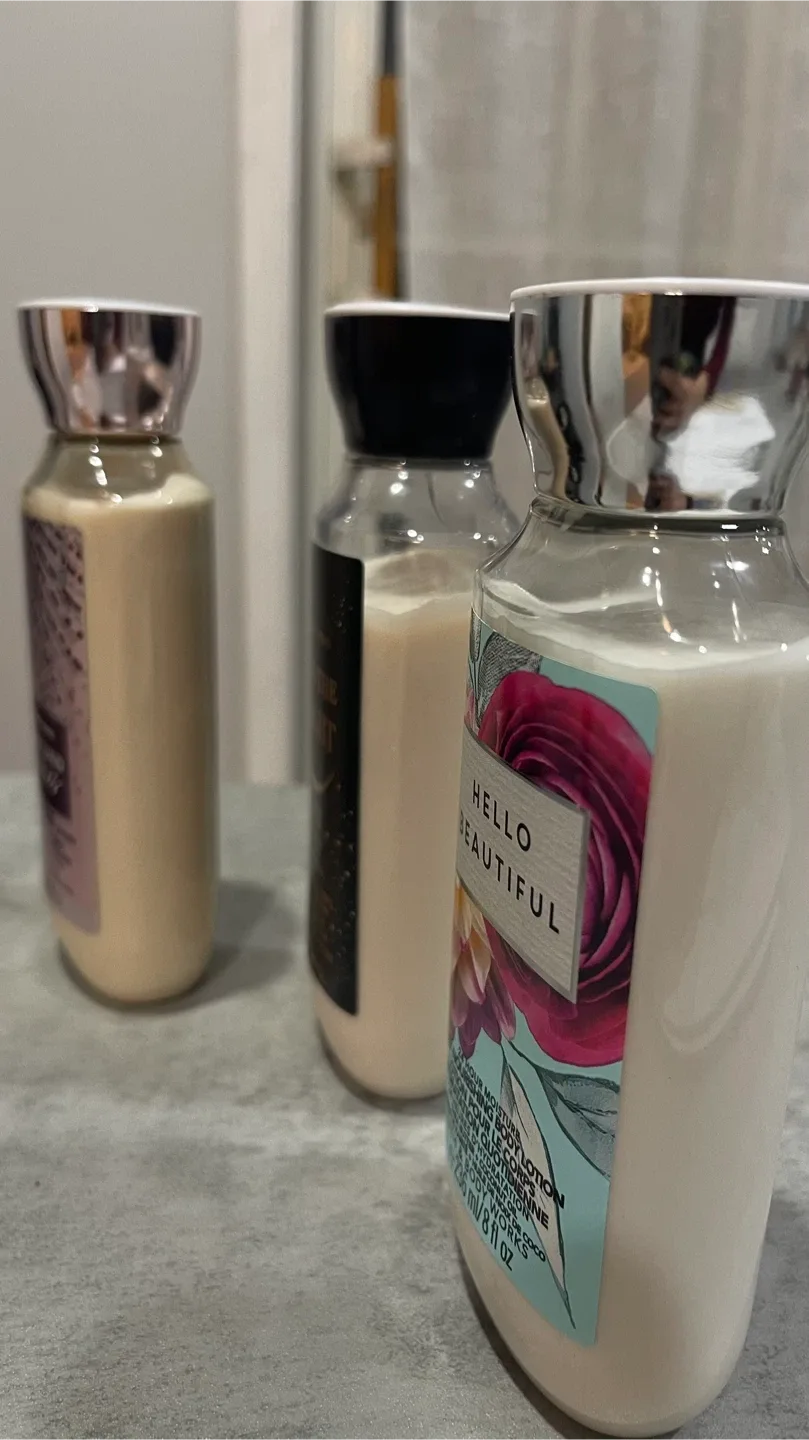 Bath & Body Works lotions. image indicator(2)