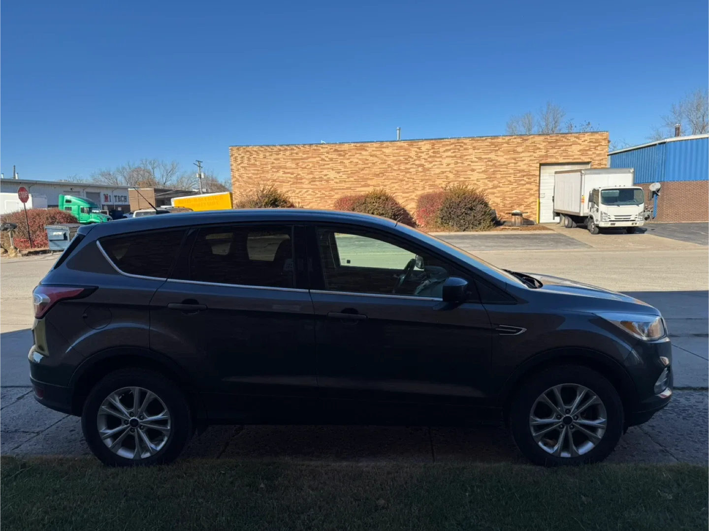 2017 FORD ESCAPE SE image indicator(2)