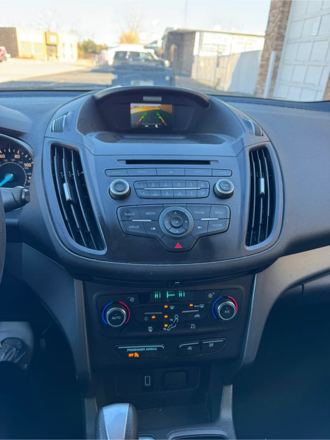 2017 FORD ESCAPE SE image indicator(9)