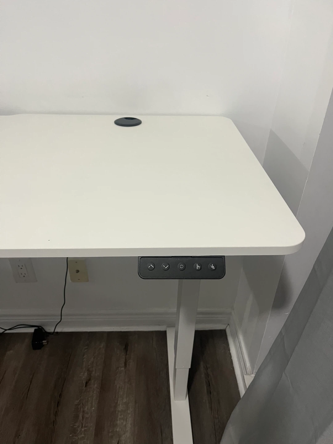 White Standing Desk - photo 3