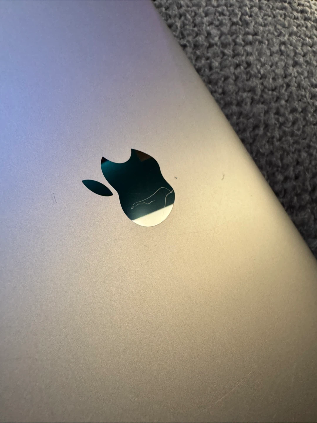 MacBook Pro 13 inch - Touch Bar - photo 4