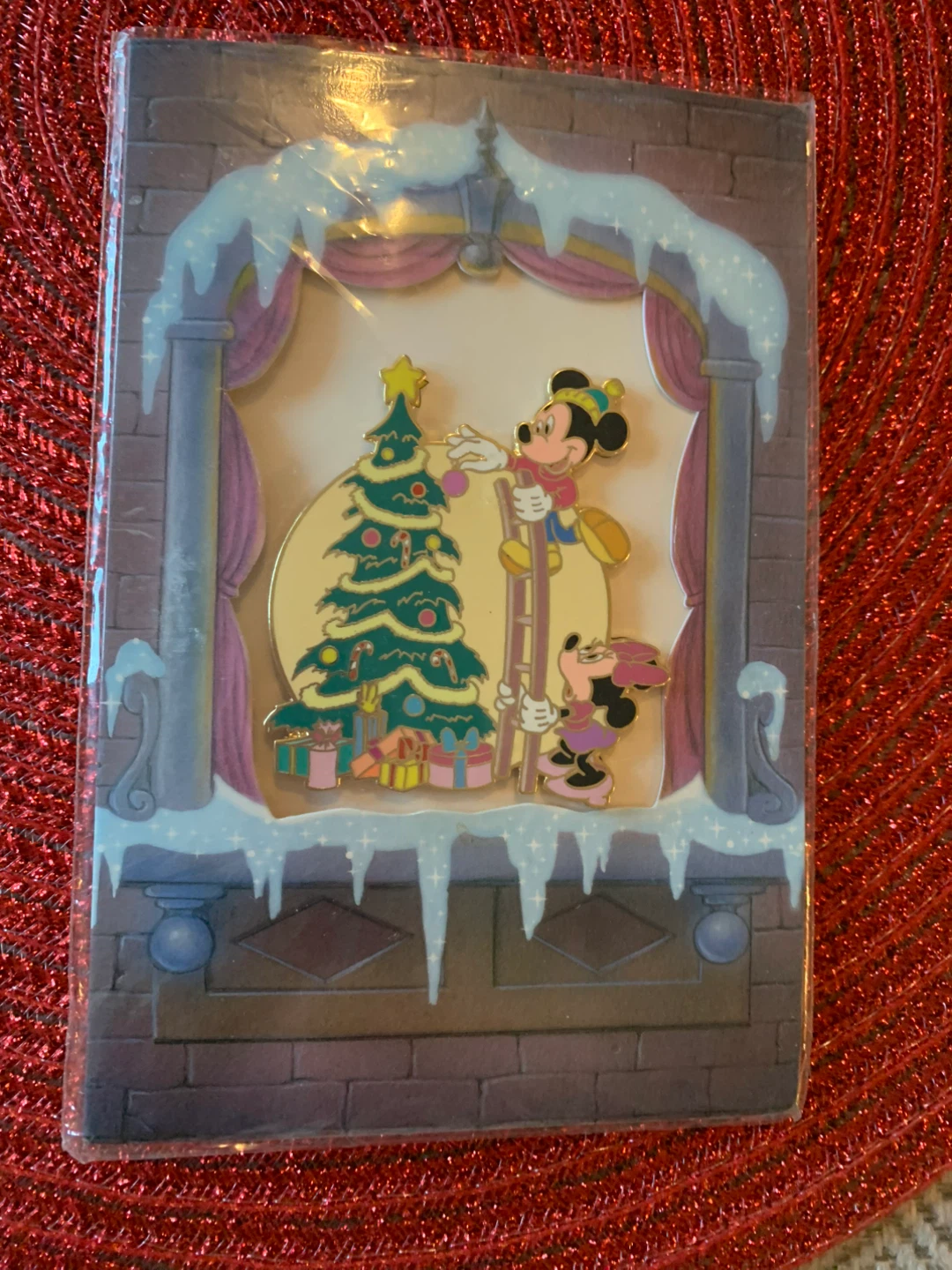 Disney Mickey Mouse Christmas Pin - New