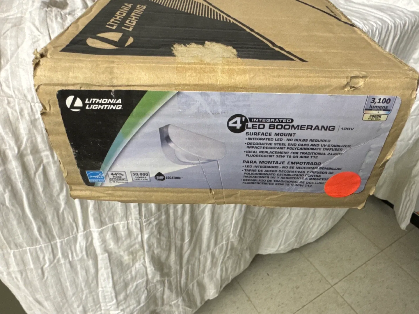 Lithonia Lighting 4' LED Boomerang - New in Box!