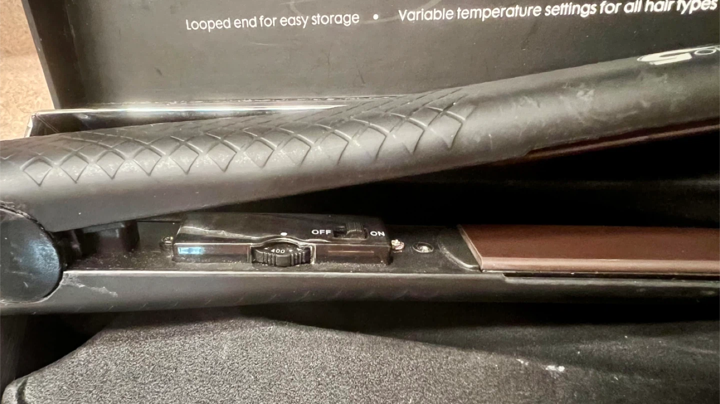 Ceramic hair flat iron 1 1/4 in. - photo 2