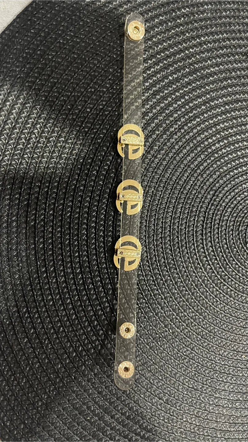 Selling a lovely bracelet image indicator(3)