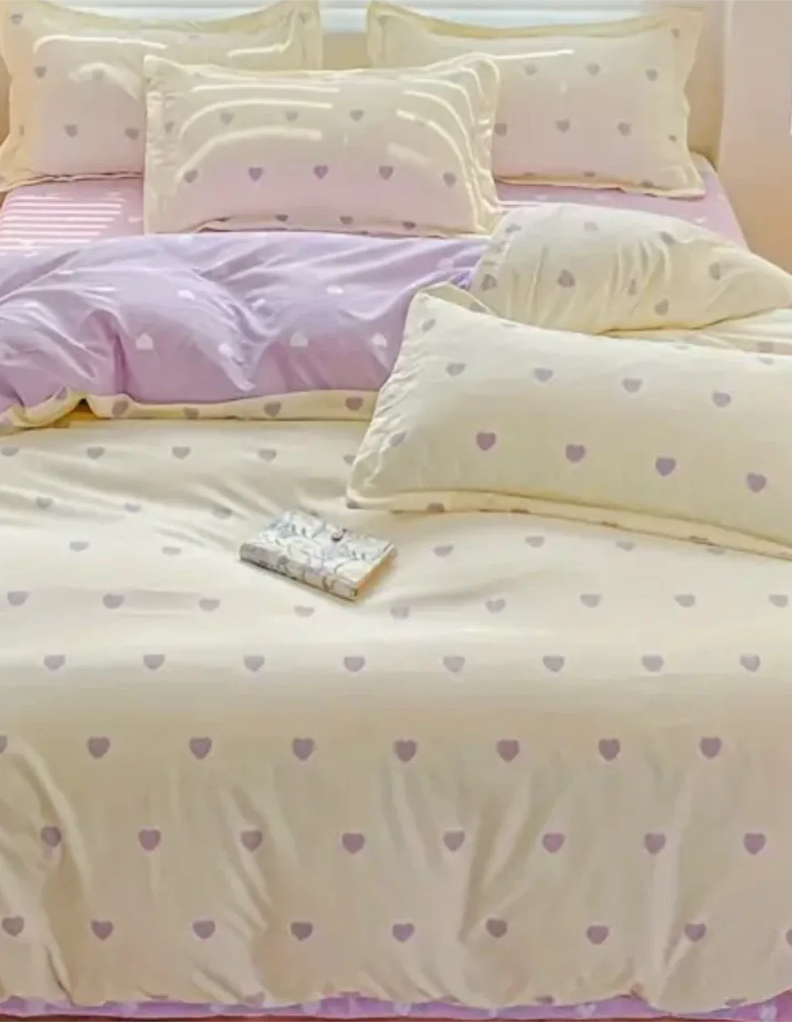 Assorted 4 pieces Queen Bedding sets image indicator(5)