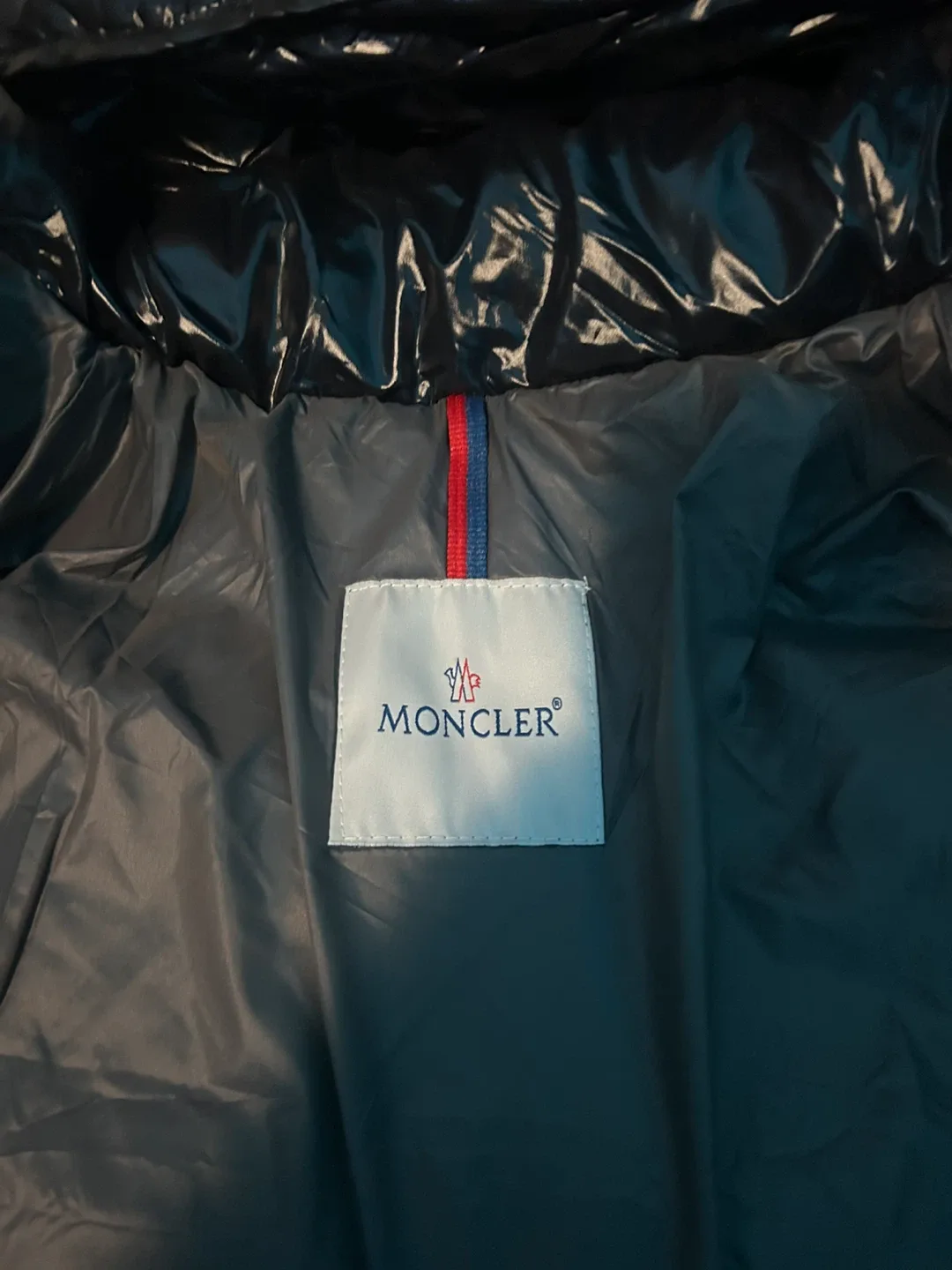 Moncler Puffer Jacket image indicator(2)