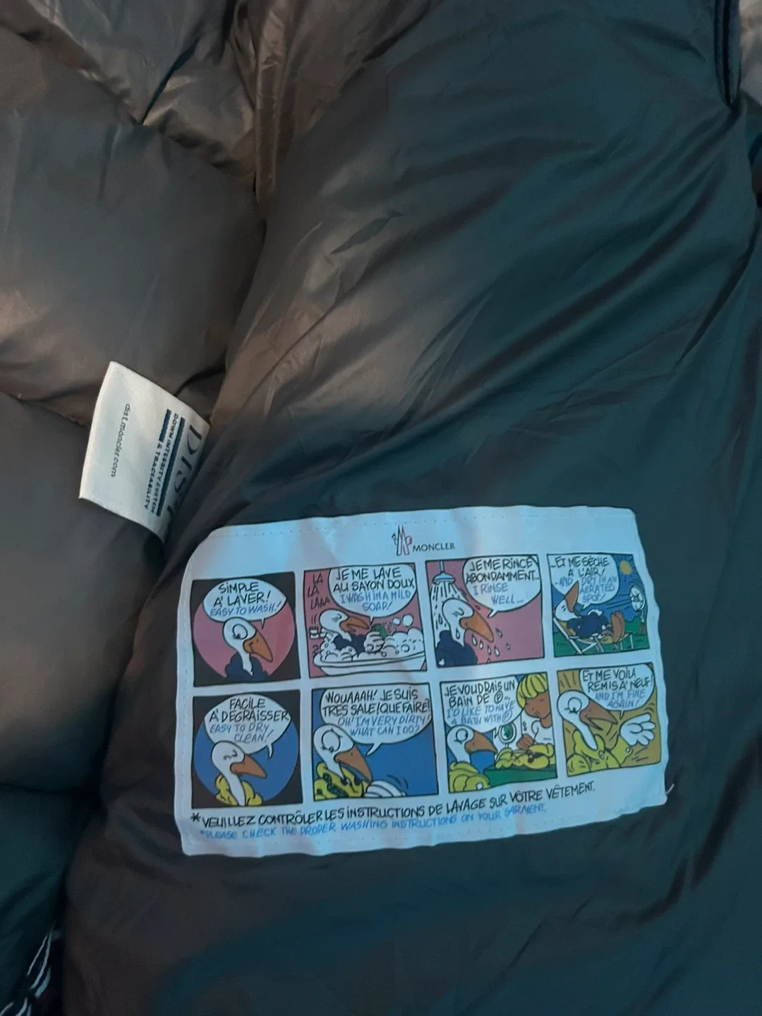 Moncler Puffer Jacket image indicator(3)