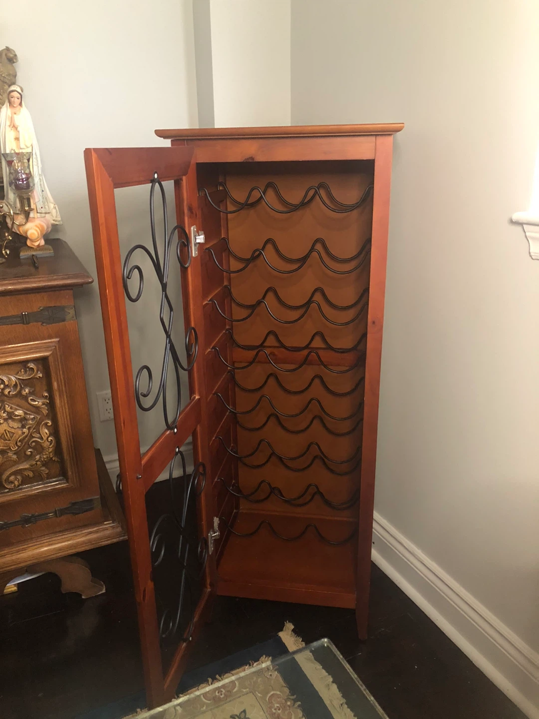 Wooden Wine Cabinet - photo 2