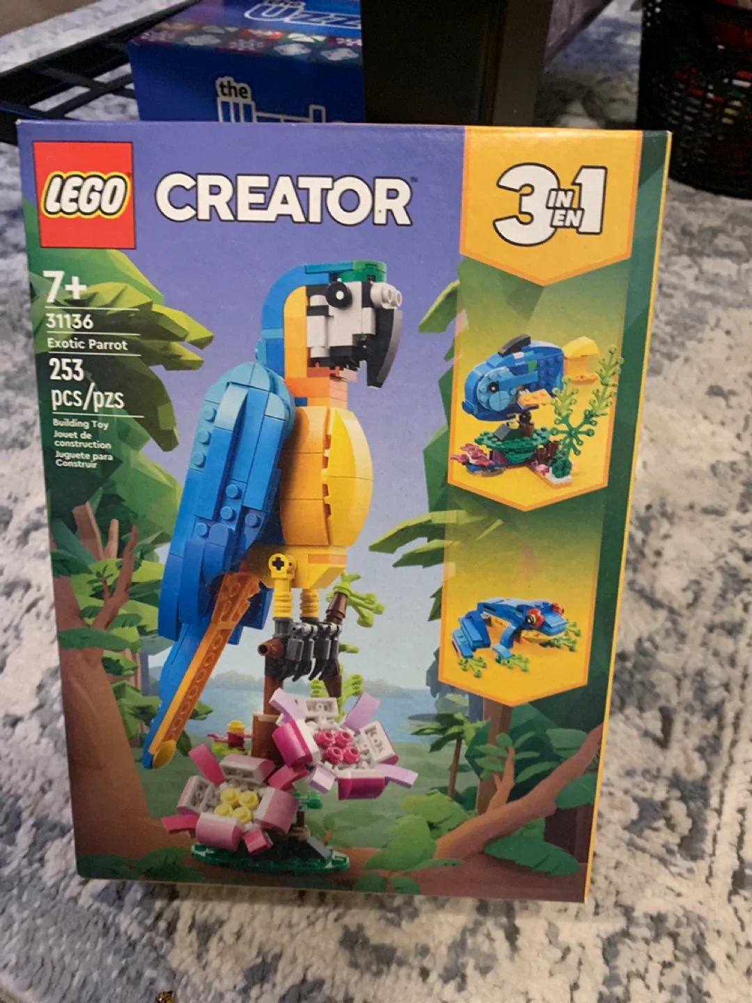 LEGO Creator 3in1 Exotic Parrot Set 31136