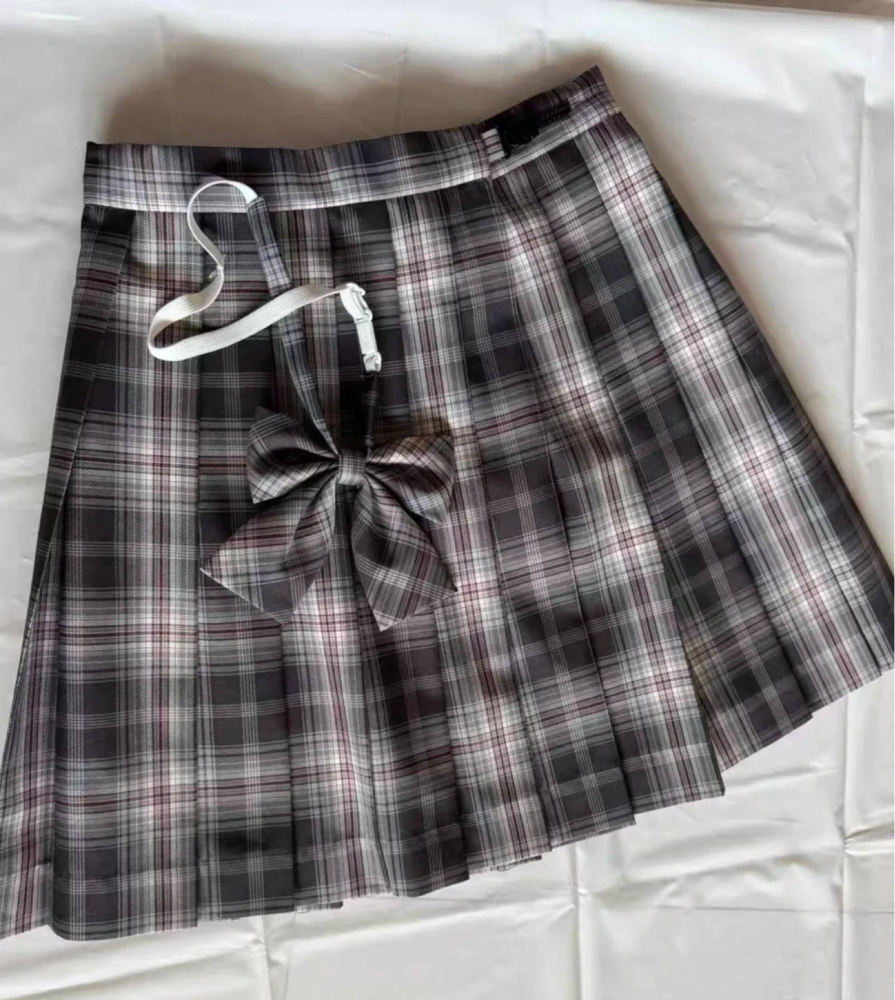 Plaid Pleated Skirt with Bow(give a shirt freebie thumbnail