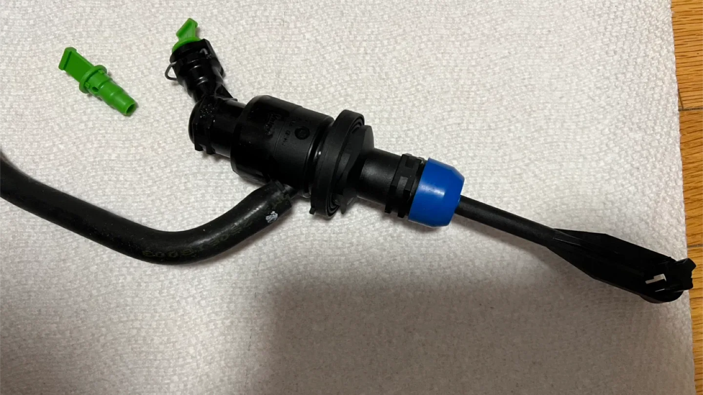 Valeo Clutch Master Cylinder image indicator(2)