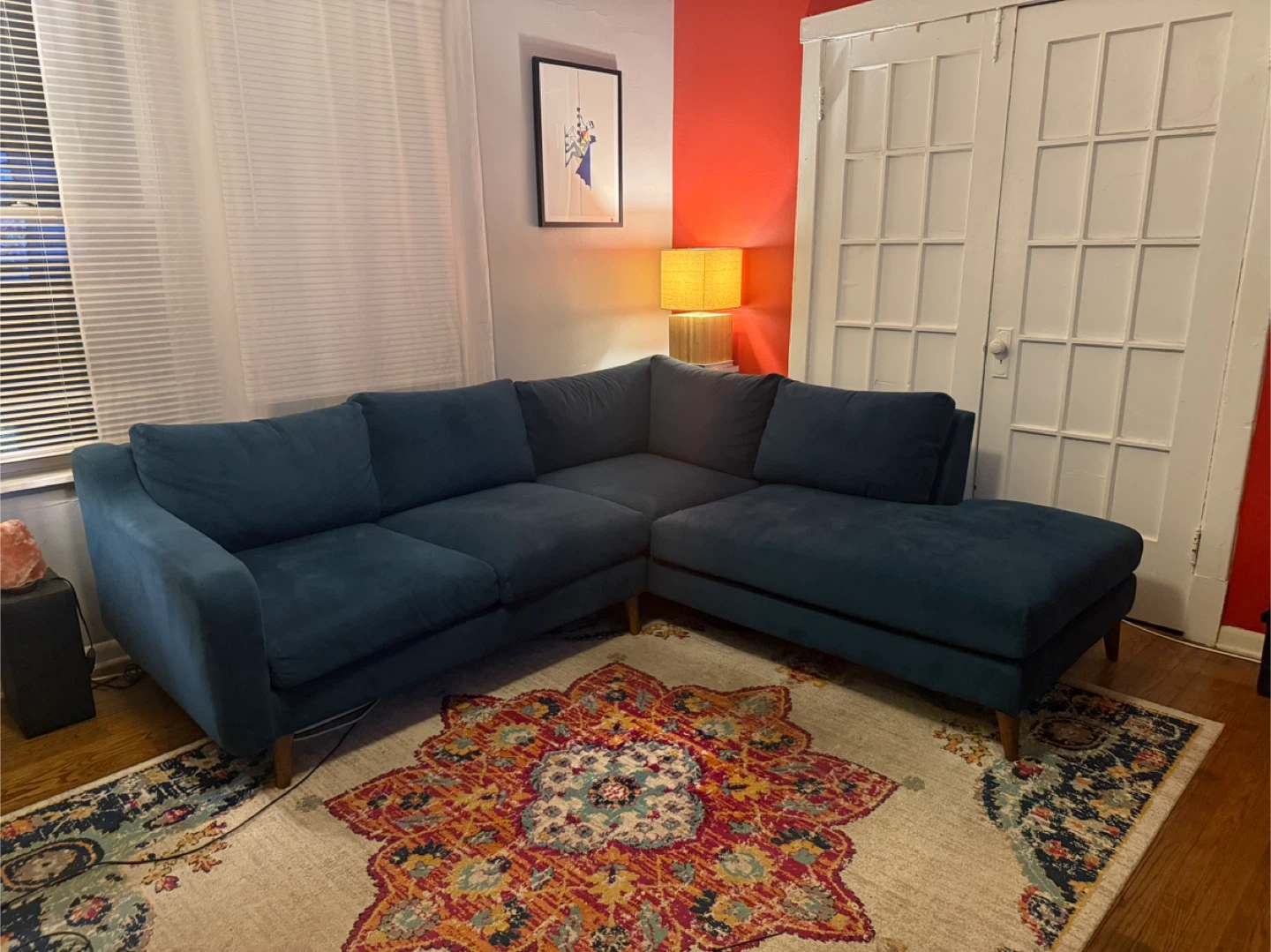Modern Blue Sectional Sofa With Chaise – Great Condition - photo 5