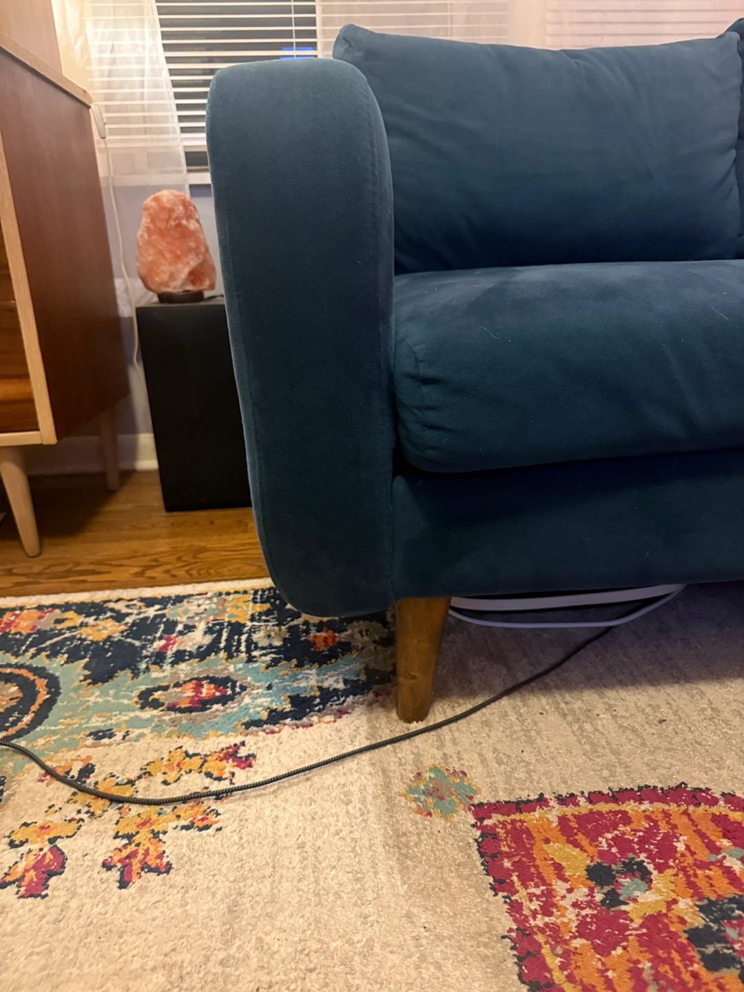 Modern Blue Sectional Sofa With Chaise – Great Condition - photo 4